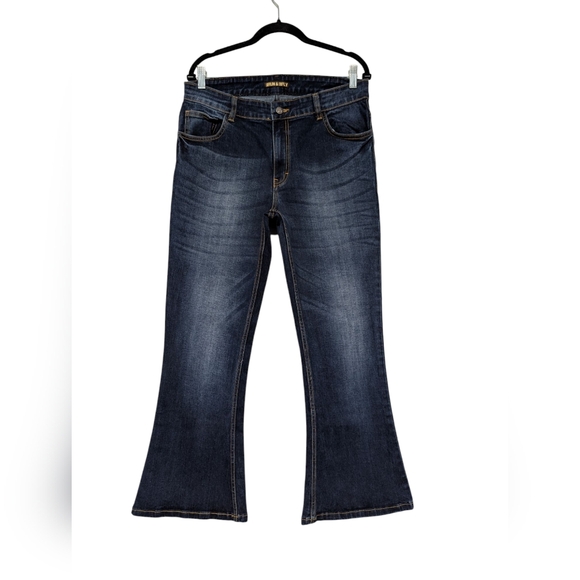 Run & Fly Women's Denim Mid Rise Bootcut Size 8 - Picture 1 of 12
